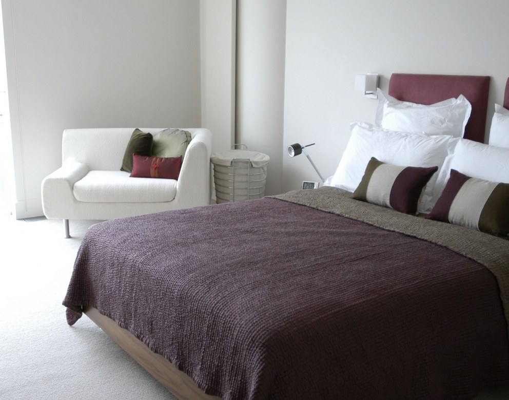 Riverside One apartment | Guest bedroom | Interior Designers